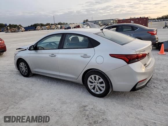 ✅ 2020 Hyundai Accent SE • VIN: 3KPC24A64LE103497 • Lot: 81550494. Listed on Copart with 120,350 mi. Free auction sales archive from the USA and detailed vehicle history report at DreamBid. Image 2.