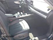 ✅ 2018 Audi A4 Premium • VIN: WAUKMAF47JA009817 • Lot: 40716924. Wystawiony na IAAI z przebiegiem 60 882 mil. Bezpłatny archiwum sprzedaży aukcyjnych z USA i szczegółowy raport historii pojazdu na DreamBid. Zdjęcie 5.