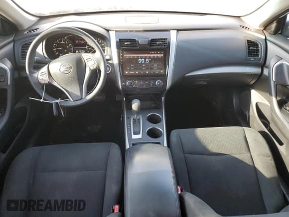 ✅ 2015 Nissan Altima 2.5 • VIN: 1N4AL3AP1FC459799 • Лот: 81291975. Опубликован ранее на Copart с пробегом 130 735 миль. Бесплатный доступ к архиву аукционных продаж из США и подробный отчёт об истории автомобиля на DreamBid. Изображение 8.