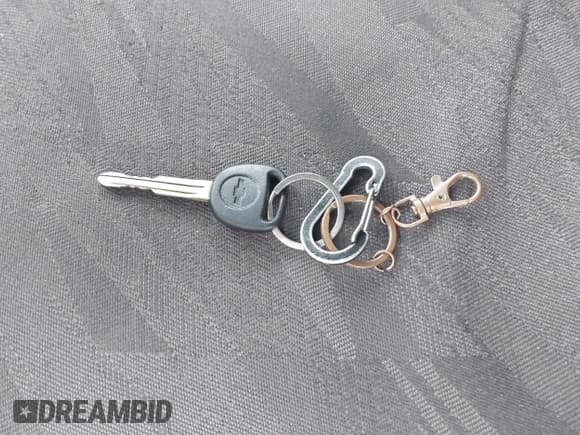 ✅ 2005 Chevrolet Colorado 1SF LS Z71 • VIN: 1GCDS136558183387 • Лот: 42919684. Опубликован ранее на IAAI с пробегом 272 027 миль. Бесплатный доступ к архиву аукционных продаж из США и подробный отчёт об истории автомобиля на DreamBid. Изображение 11.