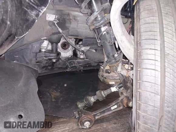 ✅ 2023 Genesis GV80 • VIN: KMUHCESC2PU128982 • Lot: 41795055. Wystawiony na IAAI z przebiegiem 16 222 mil. Bezpłatny archiwum sprzedaży aukcyjnych z USA i szczegółowy raport historii pojazdu na DreamBid. Zdjęcie 19.