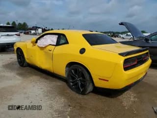 ✅ 2018 Dodge Challenger SXT Plus • VIN: 2C3CDZAG0JH229121 • Lot: 56818974. Wystawiony na Copart z przebiegiem 146 518 mil. Bezpłatny archiwum sprzedaży aukcyjnych z USA i szczegółowy raport historii pojazdu na DreamBid. Zdjęcie 2.