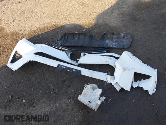 ✅ 2016 Toyota RAV4 LE • VIN: 2T3BFREV1GW487070 • Лот: 43584875. Опубликован ранее на IAAI с пробегом 119 518 миль. Бесплатный доступ к архиву аукционных продаж из США и подробный отчёт об истории автомобиля на DreamBid. Изображение 11.