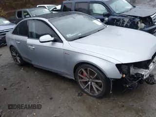 ✅ 2015 Audi S4 Premium Plus • VIN: WAUBGAFL4FA081080 • Lot: 43594421. Wystawiony na IAAI z przebiegiem 88 937 mil. Bezpłatny archiwum sprzedaży aukcyjnych z USA i szczegółowy raport historii pojazdu na DreamBid. Zdjęcie 1.