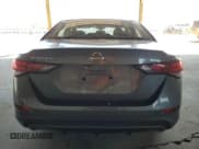 ✅ 2021 Nissan Sentra S • VIN: 3N1AB8BV3MY240163 • Lot: 70756535. Wystawiony na Copart z przebiegiem 74 303 mil. Bezpłatny archiwum sprzedaży aukcyjnych z USA i szczegółowy raport historii pojazdu na DreamBid. Zdjęcie 6.