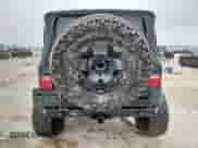 2005 Jeep Wrangler X с VIN 1J4FA39S35P333959, выставлен на аукционе Copart как лот 59576665 с пробегом 261 856 миль миль и Списание • Salvage title. История ставок и продаж доступна на DreamBid. Изображение 6.