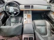 ✅ 2014 Jaguar XF T • VIN: SAJWA0ESXEPU21810 • Lot: 81451745. Wystawiony na Copart z przebiegiem Nie podano. Bezpłatny archiwum sprzedaży aukcyjnych z USA i szczegółowy raport historii pojazdu na DreamBid. Zdjęcie 8.