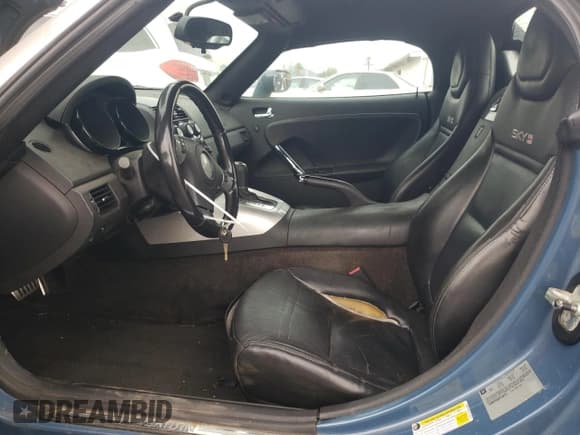 ✅ 2008 Saturn Sky Red Line • VIN: 1G8MF35X28Y120073 • Лот: 91314675. Опубликован ранее на Copart с пробегом 111 145 миль. Бесплатный доступ к архиву аукционных продаж из США и подробный отчёт об истории автомобиля на DreamBid. Изображение 7.