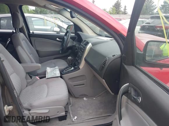 ✅ 2006 Saturn VUE • VIN: 5GZCZ33D06S802045 • Lot: 42471949. Wystawiony na IAAI z przebiegiem Nie podano. Bezpłatny archiwum sprzedaży aukcyjnych z USA i szczegółowy raport historii pojazdu na DreamBid. Zdjęcie 5.