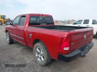 ✅ 2009 Dodge 1500 Sport • VIN: 1D3HV18T69S768289 • Lot: 42526478. Wystawiony na IAAI z przebiegiem 179 907 mil. Bezpłatny archiwum sprzedaży aukcyjnych z USA i szczegółowy raport historii pojazdu na DreamBid. Zdjęcie 3.