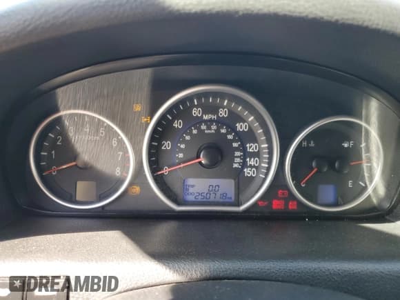 ✅ 2007 Hyundai Veracruz GLS • VIN: KM8NU73CX7U017413 • Lot: 53289625. Listed on Copart with 250,718 mi. Free auction sales archive from the USA and detailed vehicle history report at DreamBid. Image 9.