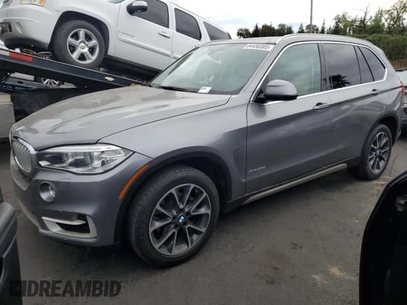 ✅ 2014 BMW X5 xDrive35d • VIN: 5UXKS4C55E0J96136 • Lot: 84450305. Listed on Copart with 158,688 mi. Free auction sales archive from the USA and detailed vehicle history report at DreamBid. Image 1.