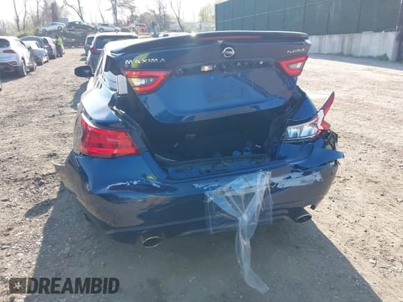 ✅ 2017 Nissan Maxima S • VIN: 1N4AA6AP8HC385405 • Lot: 42112399. Listed on IAAI with 99,286 mi. Free auction sales archive from the USA and detailed vehicle history report at DreamBid. Image 16.