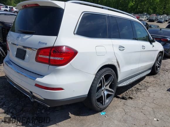 ✅ 2019 Mercedes-Benz GLS 450 • VIN: 4JGDF6EE8KB221629 • Lot: 42067651. Wystawiony na IAAI z przebiegiem 66 560 mil. Bezpłatny archiwum sprzedaży aukcyjnych z USA i szczegółowy raport historii pojazdu na DreamBid. Zdjęcie 4.
