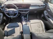 ✅ 2024 Buick Encore GX Sport Touring • VIN: KL4AMDSL1RB165445 • Лот: 81848115. Опубликован ранее на Copart с пробегом 34 208 миль. Бесплатный доступ к архиву аукционных продаж из США и подробный отчёт об истории автомобиля на DreamBid. Изображение 8.