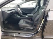 ✅ 2025 Tesla Model 3 Long Range • VIN: 5YJ3E1EB5SF891003 • Лот: 89905975. Опубликован ранее на Copart с пробегом 21 914 миль. Бесплатный доступ к архиву аукционных продаж из США и подробный отчёт об истории автомобиля на DreamBid. Изображение 7.