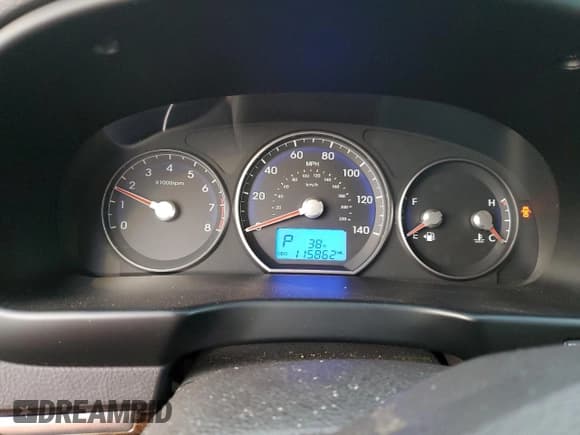 ✅ 2011 Hyundai Santa Fe GLS • VIN: 5XYZG4AGXBG017696 • Lot: 85205784. Listed on Copart with 115,862 mi. Free auction sales archive from the USA and detailed vehicle history report at DreamBid. Image 9.