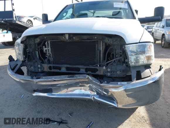 ✅ 2017 Ram 1500 Tradesman • VIN: 3C6JR6DGXHG687006 • Лот: 43852198. Опубликован ранее на IAAI с пробегом 220 456 миль. Бесплатный доступ к архиву аукционных продаж из США и подробный отчёт об истории автомобиля на DreamBid. Изображение 6.