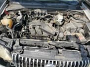 ✅ 2005 Mercury Mariner Luxury • VIN: 4M2YU57165DJ27414 • Лот: 81211055. Опубликован ранее на Copart с пробегом 175 204 миль. Бесплатный доступ к архиву аукционных продаж из США и подробный отчёт об истории автомобиля на DreamBid. Изображение 12.