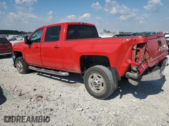 ✅ 2018 Chevrolet Silverado 2500HD LT • VIN: 1GC1KVEG3JF271800 • Lot: 62878395. Wystawiony na Copart z przebiegiem 51 992 mil. Bezpłatny archiwum sprzedaży aukcyjnych z USA i szczegółowy raport historii pojazdu na DreamBid. Zdjęcie 2.
