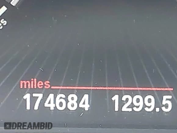 ✅ 2014 BMW 5 Series 535d • VIN: WBAXA5C51ED691018 • Lot: 41887112. Listed on IAAI with 174,684 mi. Free auction sales archive from the USA and detailed vehicle history report at DreamBid. Image 15.