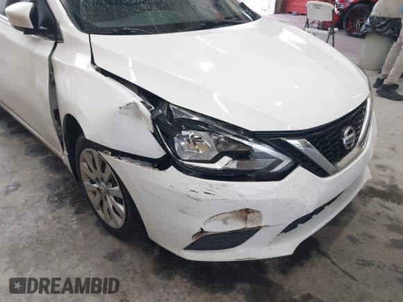 ✅ 2017 Nissan Sentra SL • VIN: 3N1AB7AP6HY390318 • Lot: 42945741. Listed on IAAI with 147,598 mi. Free auction sales archive from the USA and detailed vehicle history report at DreamBid. Image 6.