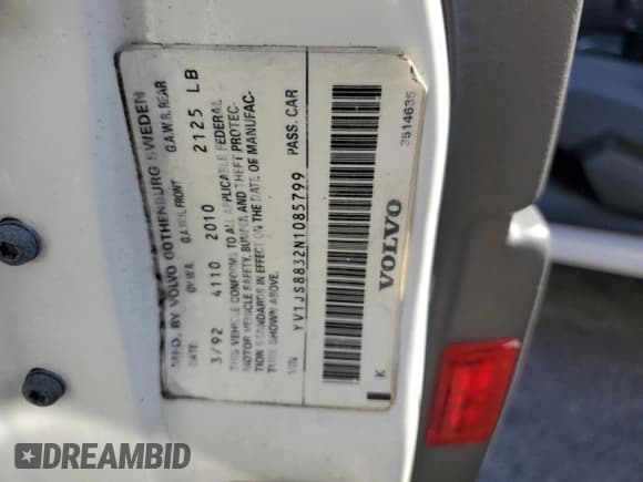 ✅ 1992 Volvo 900 GLS • VIN: YV1JS8832N1085799 • Lot: 50247355. Listed on Copart with 195,527 mi. Free auction sales archive from the USA and detailed vehicle history report at DreamBid. Image 12.