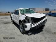 ✅ 2020 Chevrolet Silverado 1500 Custom • VIN: 3GCPWBEFXLG161915 • Lot: 63148565. Wystawiony na Copart z przebiegiem 143 558 mil. Bezpłatny archiwum sprzedaży aukcyjnych z USA i szczegółowy raport historii pojazdu na DreamBid. Zdjęcie 14.