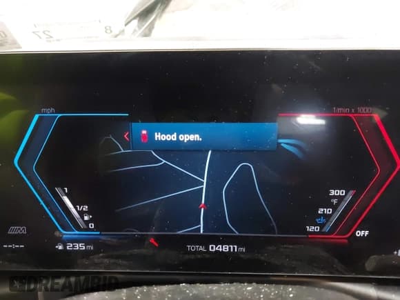 ✅ 2024 BMW M4 Competition xDrive • VIN: WBS43AZ07RCN35199 • Lot: 43642485. Listed on IAAI with 4,811 mi. Free auction sales archive from the USA and detailed vehicle history report at DreamBid. Image 7.