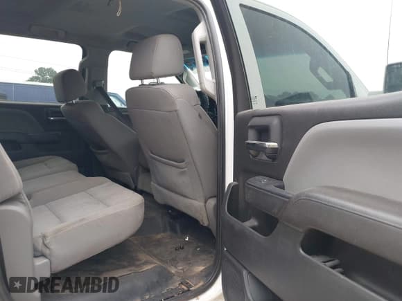 ✅ 2017 Chevrolet Silverado 2500HD Work Truck • VIN: 1GC1KUEG7HF226685 • Lot: 42839054. Listed on IAAI with 204,220 mi. Free auction sales archive from the USA and detailed vehicle history report at DreamBid. Image 8.