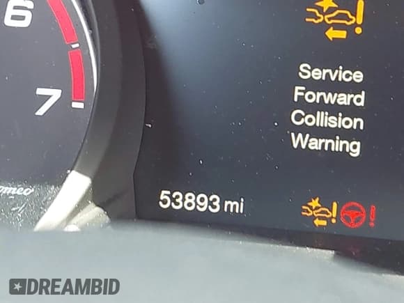 ✅ 2021 Alfa Romeo Giulia Ti • VIN: ZARFAMBN9M7640105 • Lot: 43119984. Wystawiony na IAAI z przebiegiem 53 893 mil. Bezpłatny archiwum sprzedaży aukcyjnych z USA i szczegółowy raport historii pojazdu na DreamBid. Zdjęcie 15.