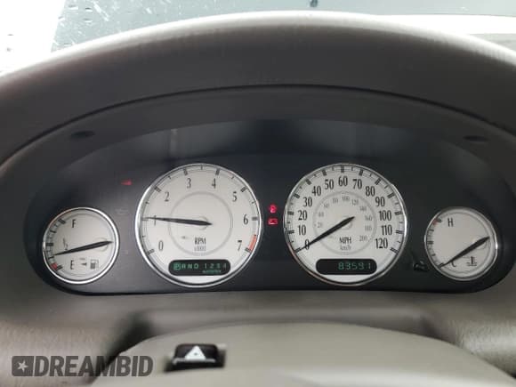 ✅ 2003 Chrysler 300M M • VIN: 2C3AE66G33H507508 • Лот: 61550825. Опубликован ранее на Copart с пробегом 83 591 миль. Бесплатный доступ к архиву аукционных продаж из США и подробный отчёт об истории автомобиля на DreamBid. Изображение 9.