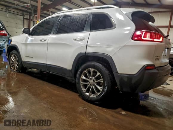 ✅ 2020 Jeep Cherokee Latitude Plus • VIN: 1C4PJMLB0LD559870 • Lot: 95303055. Listed on Copart with 107,086 mi. Free auction sales archive from the USA and detailed vehicle history report at DreamBid. Image 2.