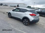 ✅ 2018 Nissan Kicks SR • VIN: 3N1CP5CU9JL509449 • Lot: 42920081. Wystawiony na IAAI z przebiegiem 89 442 mil. Bezpłatny archiwum sprzedaży aukcyjnych z USA i szczegółowy raport historii pojazdu na DreamBid. Zdjęcie 3.