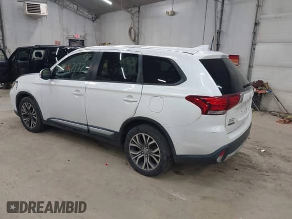 2018 Mitsubishi Outlander ES z VIN JA4AZ3A38JZ010688, wystawiony jako IAAI lot #43287137 z przebiegiem 99 875 mil mil oraz . Historia ofert i sprzedaży dostępna na DreamBid. Obrazek 3.