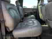 2001 Chevrolet Suburban LT with VIN 3GNGK26U81G216195, listed as a Copart auction lot 69210905 with 260,017 mi miles and Salvage title. Bid and sale history available at DreamBid. Image 11.