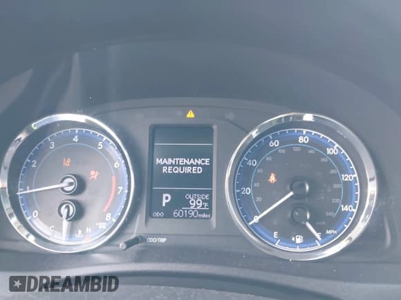 ✅ 2019 Toyota Corolla L • VIN: 2T1BURHEXKC167170 • Lot: 43337966. Wystawiony na IAAI z przebiegiem 60 190 mil. Bezpłatny archiwum sprzedaży aukcyjnych z USA i szczegółowy raport historii pojazdu na DreamBid. Zdjęcie 7.