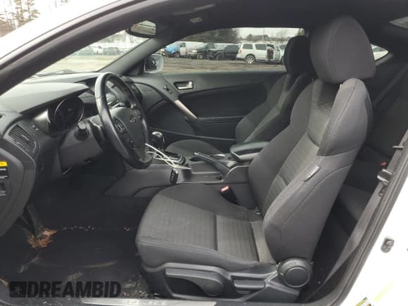 ✅ 2016 Hyundai Genesis Coupe 3.8L Base • VIN: KMHHT6KJ9GU132689 • Lot: 44062165. Wystawiony na Copart z przebiegiem 62 676 mil. Bezpłatny archiwum sprzedaży aukcyjnych z USA i szczegółowy raport historii pojazdu na DreamBid. Zdjęcie 7.