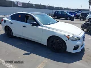 ✅ 2015 Infiniti Q50 Premium • VIN: JN1BV7AP6FM345665 • Lot: 43230192. Wystawiony na IAAI z przebiegiem 97 731 mil. Bezpłatny archiwum sprzedaży aukcyjnych z USA i szczegółowy raport historii pojazdu na DreamBid. Zdjęcie 1.