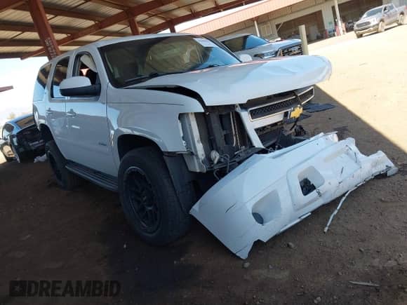 2011 Chevrolet Tahoe Commercial with VIN 1GNSK2E06BR200068, listed as a IAAI auction lot 42698921 with 94,150 mi miles and . Bid and sale history available at DreamBid. Image 1.