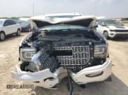 ✅ 2016 GMC Sierra 1500 Denali • VIN: 3GTP1PEC0GG375707 • Lot: 47037165. Listed on Copart with 72,038 mi. Free auction sales archive from the USA and detailed vehicle history report at DreamBid. Image 5.