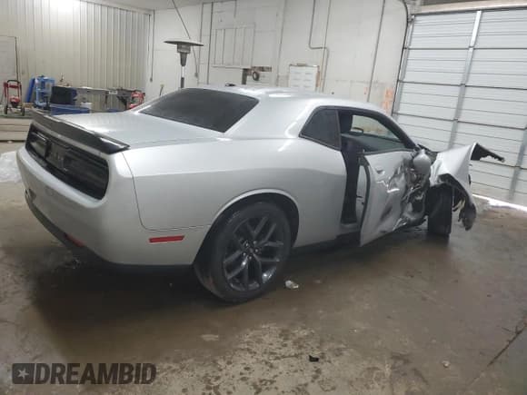 ✅ 2019 Dodge Challenger R/T • VIN: 2C3CDZBT2KH719301 • Lot: 68324454. Wystawiony na Copart z przebiegiem 68 901 mil. Bezpłatny archiwum sprzedaży aukcyjnych z USA i szczegółowy raport historii pojazdu na DreamBid. Zdjęcie 3.