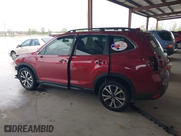 ✅ 2022 Subaru Forester Limited • VIN: JF2SKANC4NH461000 • Lot: 41903656. Listed on IAAI with 40,667 mi. Free auction sales archive from the USA and detailed vehicle history report at DreamBid. Image 15.