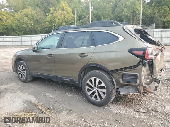 ✅ 2020 Subaru Outback Premium • VIN: 4S4BTACC9L3102004 • Lot: 70264755. Listed on Copart with 66,670 mi. Free auction sales archive from the USA and detailed vehicle history report at DreamBid. Image 2.
