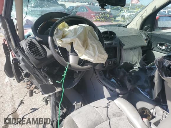 ✅ 2005 Saturn VUE • VIN: 5GZCZ63495S822391 • Lot: 47222155. Wystawiony na Copart z przebiegiem Nie podano. Bezpłatny archiwum sprzedaży aukcyjnych z USA i szczegółowy raport historii pojazdu na DreamBid. Zdjęcie 8.