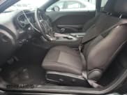 ✅ 2019 Dodge Challenger SXT • VIN: 2C3CDZAG7KH723655 • Lot: 60748814. Wystawiony na Copart z przebiegiem 63 985 mil. Bezpłatny archiwum sprzedaży aukcyjnych z USA i szczegółowy raport historii pojazdu na DreamBid. Zdjęcie 7.