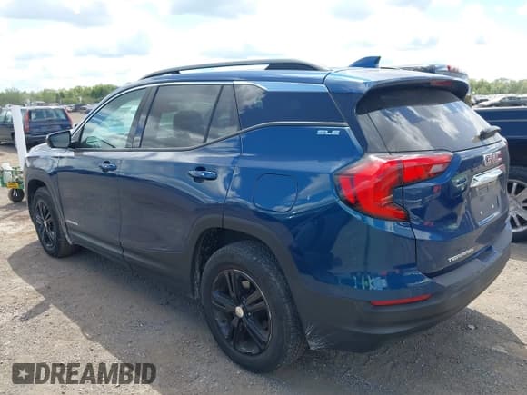 ✅ 2020 GMC Terrain SLE • VIN: 3GKALTEV3LL231875 • Lot: 43030741. Wystawiony na IAAI z przebiegiem 57 994 mil. Bezpłatny archiwum sprzedaży aukcyjnych z USA i szczegółowy raport historii pojazdu na DreamBid. Zdjęcie 3.