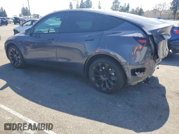 ✅ 2022 Tesla Model Y Long Range • VIN: 7SAYGDEE3NF507044 • Lot: 57560425. Wystawiony na Copart z przebiegiem 46 853 mil. Bezpłatny archiwum sprzedaży aukcyjnych z USA i szczegółowy raport historii pojazdu na DreamBid. Zdjęcie 2.