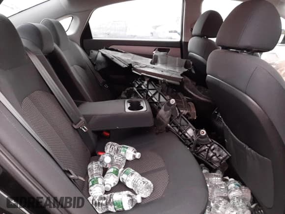 ✅ 2019 Hyundai Sonata SEL • VIN: 5NPE34AF9KH747626 • Лот: 71274362. Опубликован ранее на Copart с пробегом 67 189 миль. Бесплатный доступ к архиву аукционных продаж из США и подробный отчёт об истории автомобиля на DreamBid. Изображение 10.