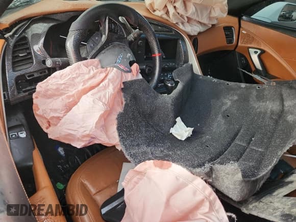 ✅ 2015 Chevrolet Corvette Z51 3LT • VIN: 1G1YM2D70F5100842 • Lot: 85412085. Listed on Copart with Not provided. Free auction sales archive from the USA and detailed vehicle history report at DreamBid. Image 8.